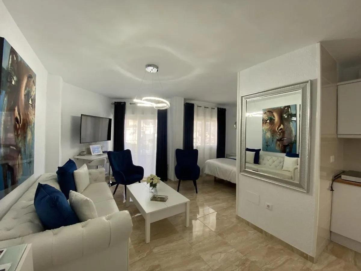 Acapulco Playa Nerja 407 Planta Superior公寓